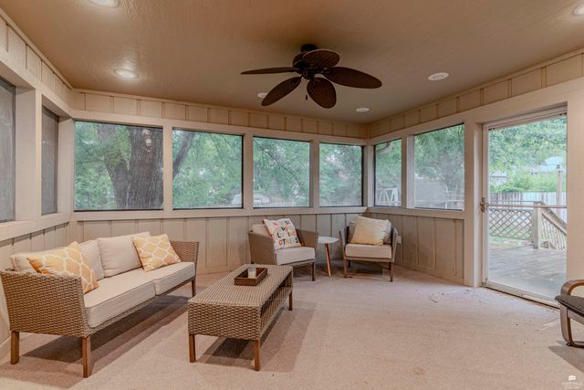 1321 Givens Road, Manhattan, KS 66503