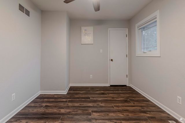 1321 Givens Road, Manhattan, KS 66503