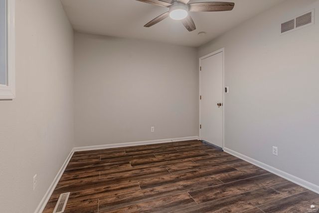 1321 Givens Road, Manhattan, KS 66503