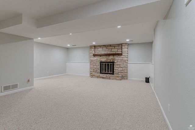 1321 Givens Road, Manhattan, KS 66503