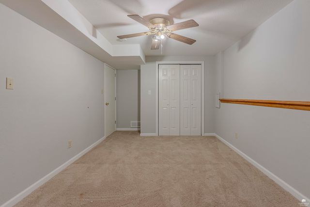 1321 Givens Road, Manhattan, KS 66503