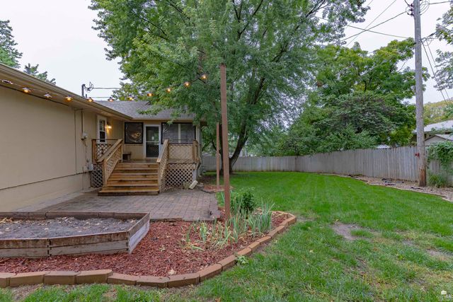 1321 Givens Road, Manhattan, KS 66503