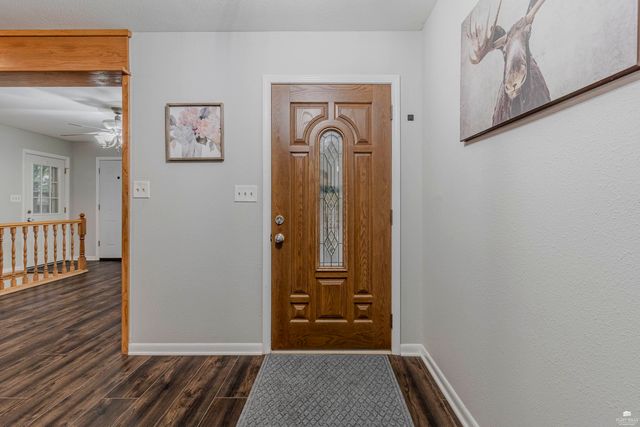 1321 Givens Road, Manhattan, KS 66503