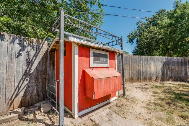 114 CIBOLO BASIN DR, Boerne, TX 78006