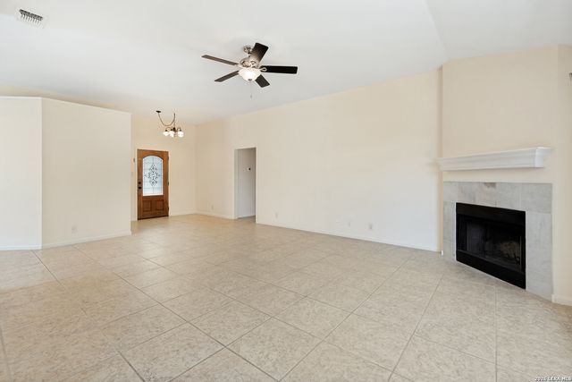 114 CIBOLO BASIN DR, Boerne, TX 78006