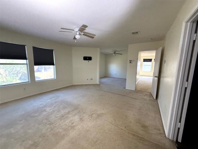 7919 Mosstree Drive, Arlington, TX 76001