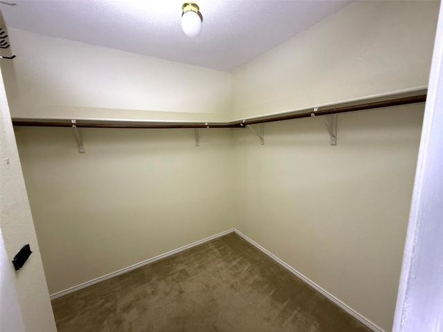 7919 Mosstree Drive, Arlington, TX 76001