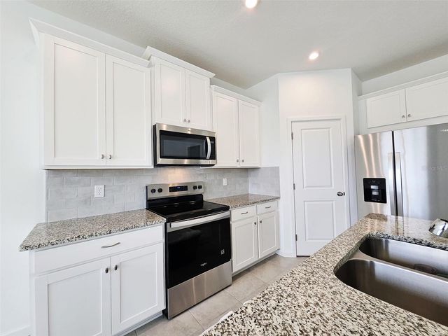 440 FREE RANGE DR, Groveland, FL 34736