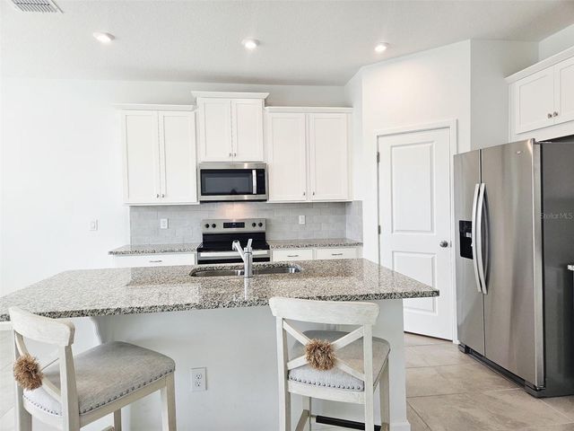 440 FREE RANGE DR, Groveland, FL 34736