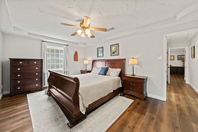 410 De La Cruz Street, Weatherford, TX 76085