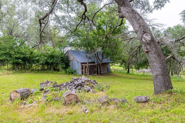 410 De La Cruz Street, Weatherford, TX 76085
