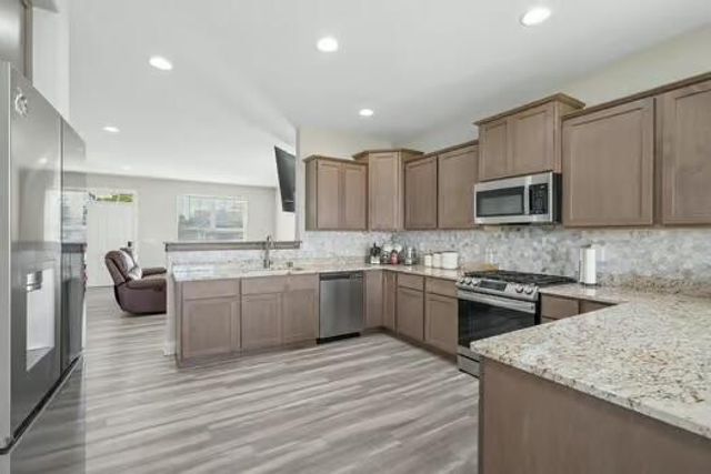 9120 Prairie Crossing DRIVE, Franksville, WI 53126