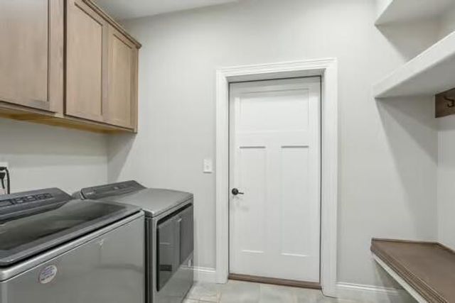 9120 Prairie Crossing DRIVE, Franksville, WI 53126
