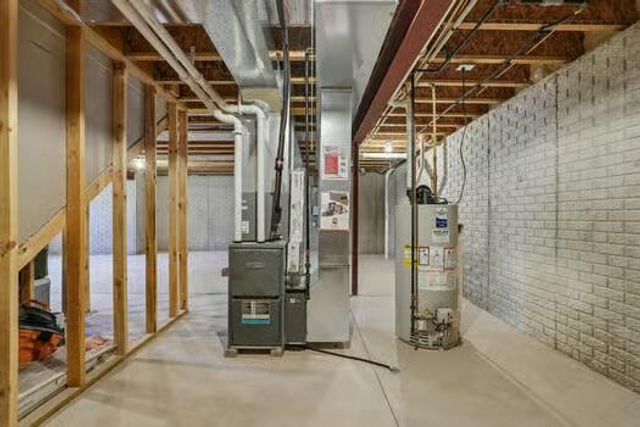 9120 Prairie Crossing DRIVE, Franksville, WI 53126