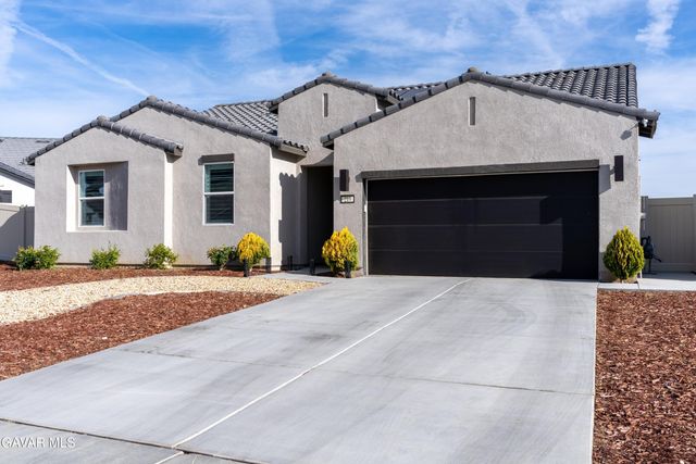 219 Artina Court, Tehachapi, CA 93561