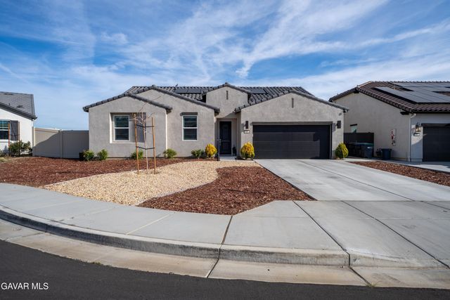 219 Artina Court, Tehachapi, CA 93561