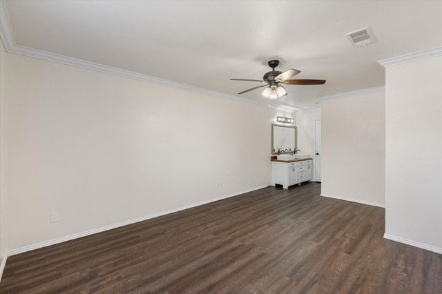 505 Meadow Ridge, Cedar Hill, TX 75104