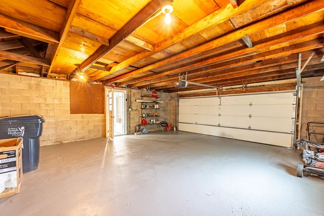795 E 163rd Street, South Holland, IL 60473