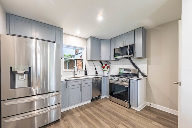 795 E 163rd Street, South Holland, IL 60473