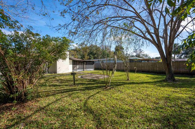 1241 Hibiscus Street, St Augustine, FL 32084