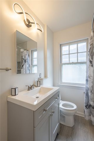 210 Weston Road, Rochester, NY 14612