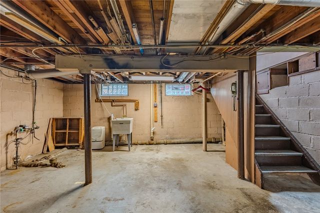 210 Weston Road, Rochester, NY 14612