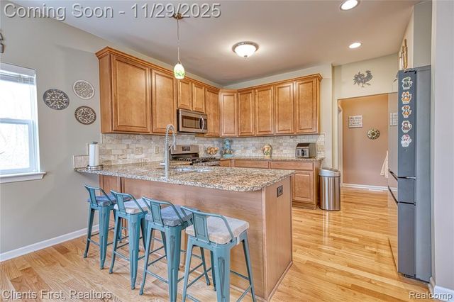 1291 Courtney Court, Hartland, MI 48353