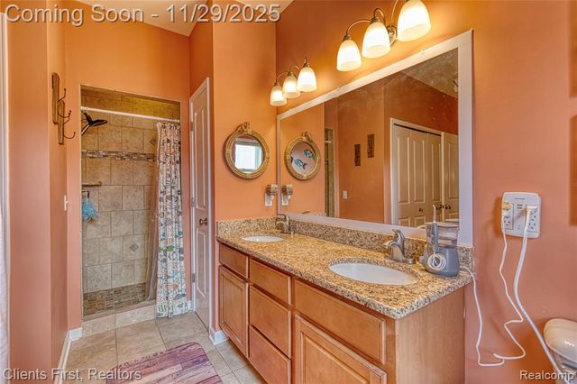 1291 Courtney Court, Hartland, MI 48353