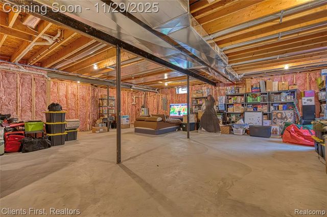 1291 Courtney Court, Hartland, MI 48353