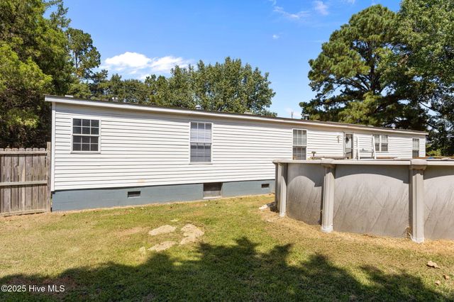 2057 Oakley Road, Stokes, NC 27884