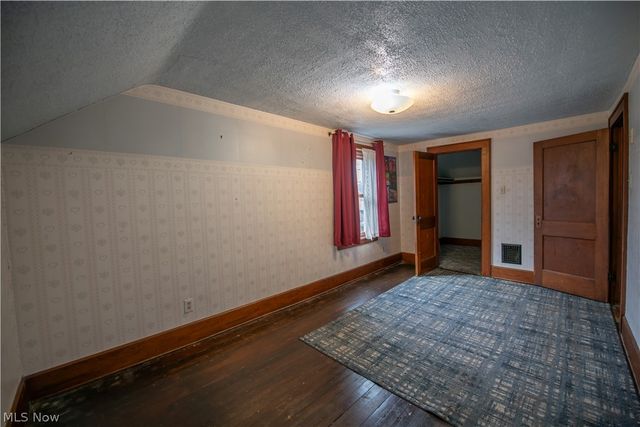 33 S Lincoln Avenue, Alliance, OH 44601
