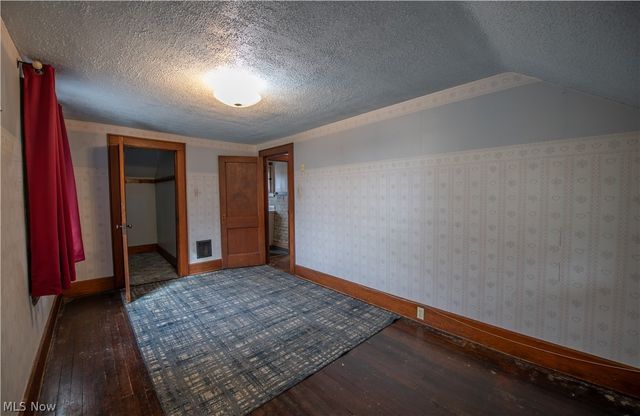 33 S Lincoln Avenue, Alliance, OH 44601