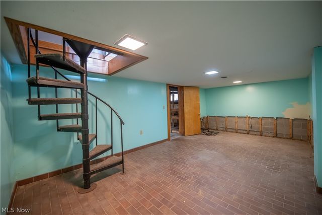 33 S Lincoln Avenue, Alliance, OH 44601