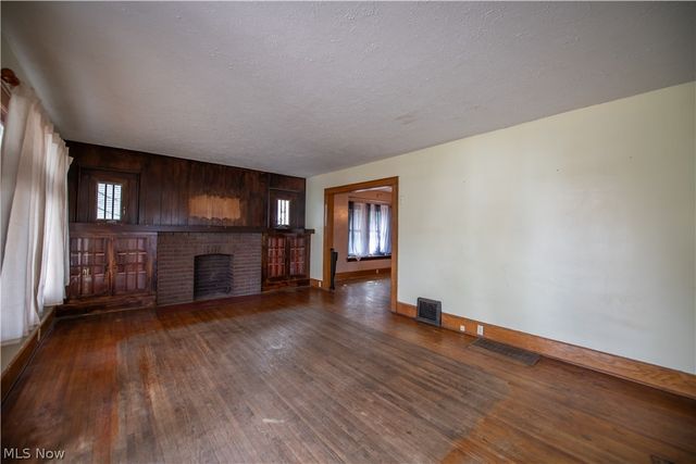 33 S Lincoln Avenue, Alliance, OH 44601