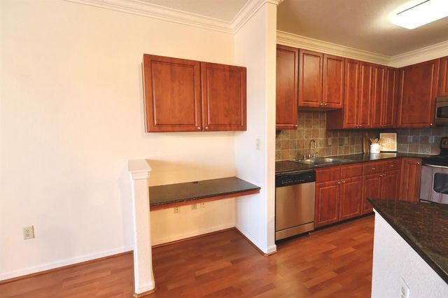 1711 Old Spanish Trail 448, Houston, TX 77054