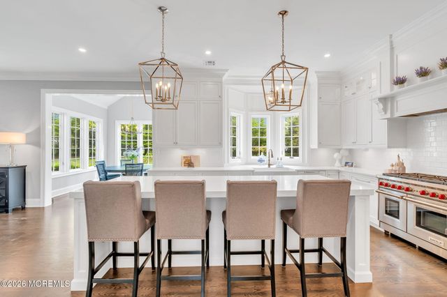 13 Buttonwood Lane, Rumson, NJ 07760