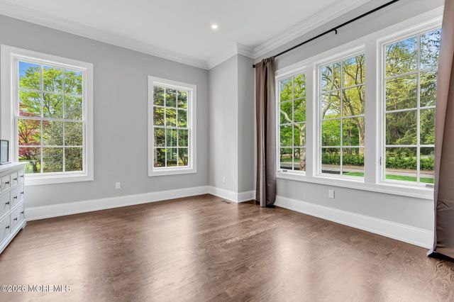 13 Buttonwood Lane, Rumson, NJ 07760
