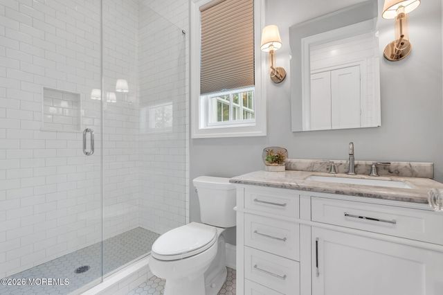 13 Buttonwood Lane, Rumson, NJ 07760
