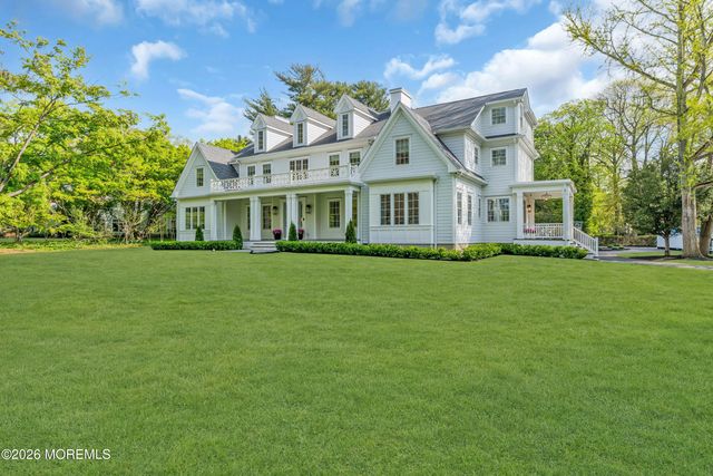 13 Buttonwood Lane, Rumson, NJ 07760