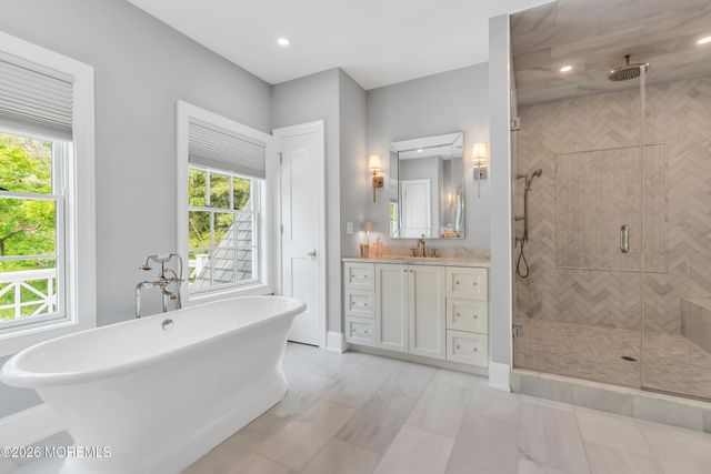 13 Buttonwood Lane, Rumson, NJ 07760