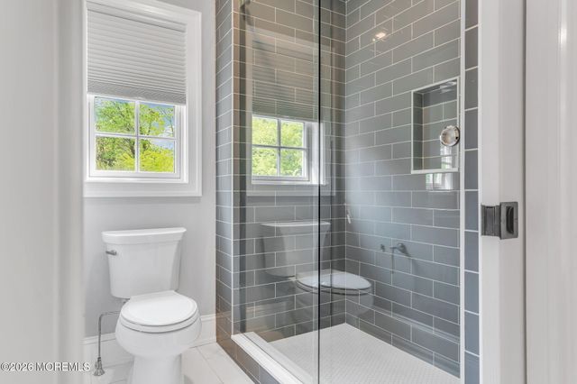 13 Buttonwood Lane, Rumson, NJ 07760