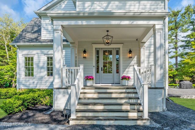13 Buttonwood Lane, Rumson, NJ 07760