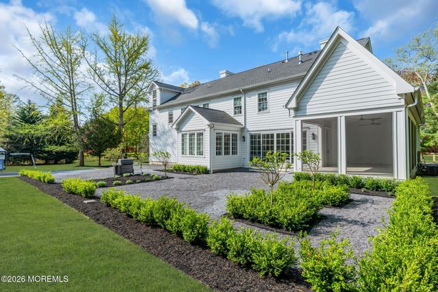 13 Buttonwood Lane, Rumson, NJ 07760
