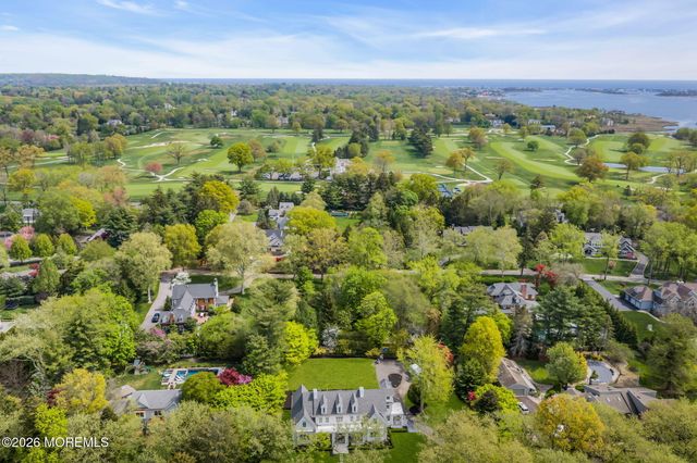 13 Buttonwood Lane, Rumson, NJ 07760