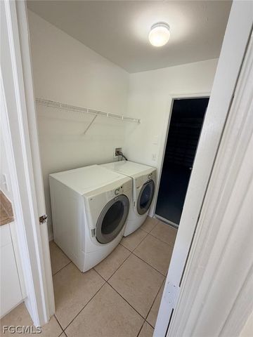 2829 NW 2nd TER, Cape Coral, FL 33993