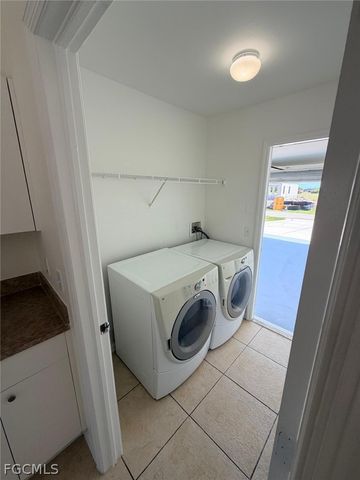 2829 NW 2nd TER, Cape Coral, FL 33993