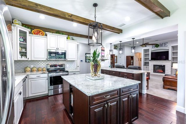 733 SW MARYNIK DRIVE, High Springs, FL 32643