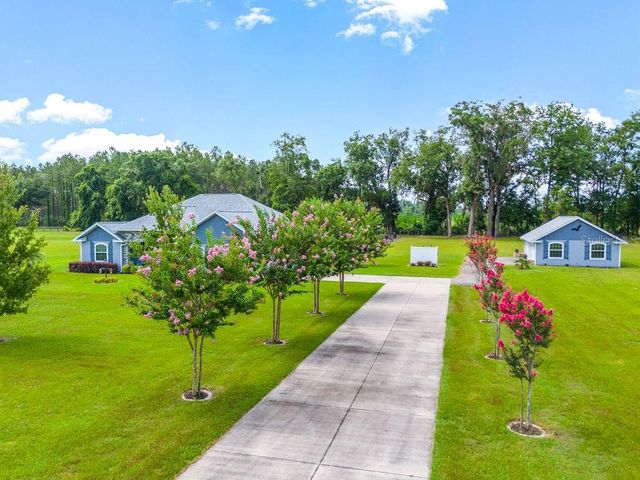733 SW MARYNIK DRIVE, High Springs, FL 32643