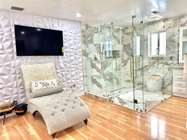 2250 NW 196th Street, Miami Gardens, FL 33056