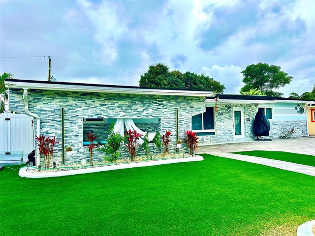 2250 NW 196th Street, Miami Gardens, FL 33056